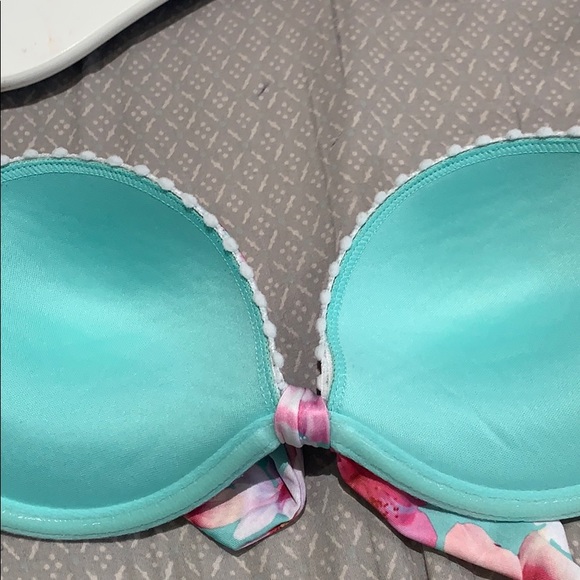 LaVie en Rose Floral XS swimsuit 🌸 - Picture 6 of 8